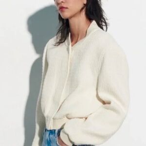 Zara (M) Cream Textured Bomber Jacket
